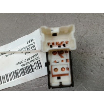 COMMANDE LEVE-GLACE PORTE AVD NISSAN MICRA 2009-