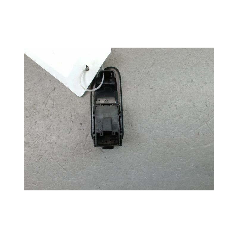 COMMANDE LEVE-GLACE PORTE ARG VOLKSWAGEN GOLF VI (1K) 2008-2013