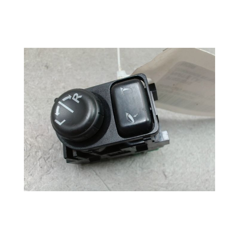COMMANDE RETROVISSEUR EXTERIEUR ELECTRIQUE NISSAN QASHQAI BREAK I Phase 1 2007-2010