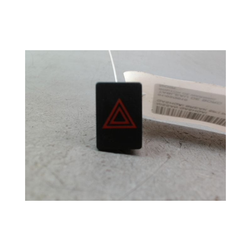BOUTON DE WARNING NISSAN QASHQAI BREAK I Phase 1 2007-2010