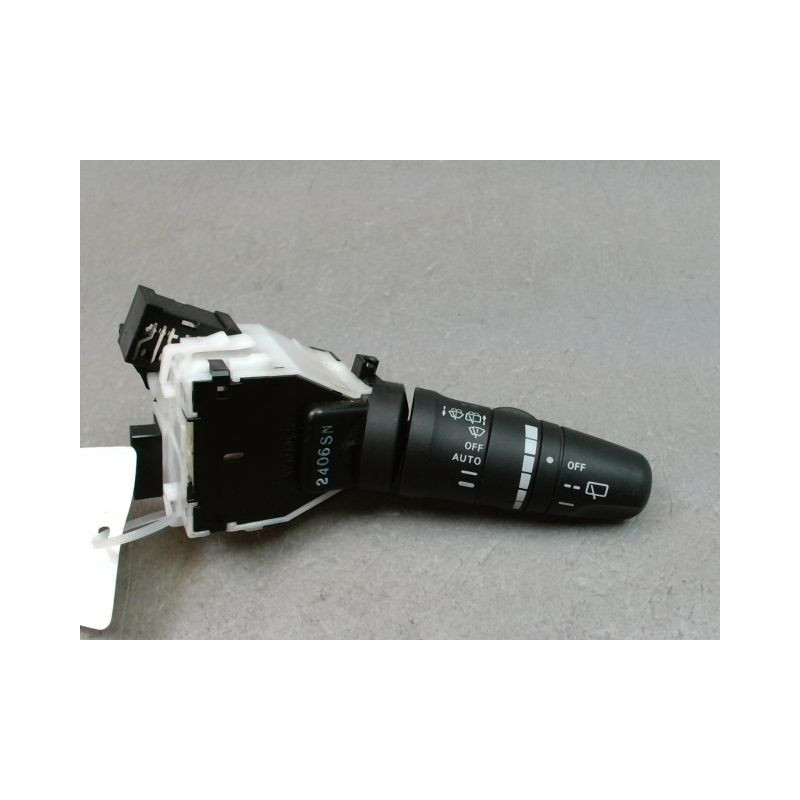 COMMANDE ESSUIE GLACE NISSAN NOTE