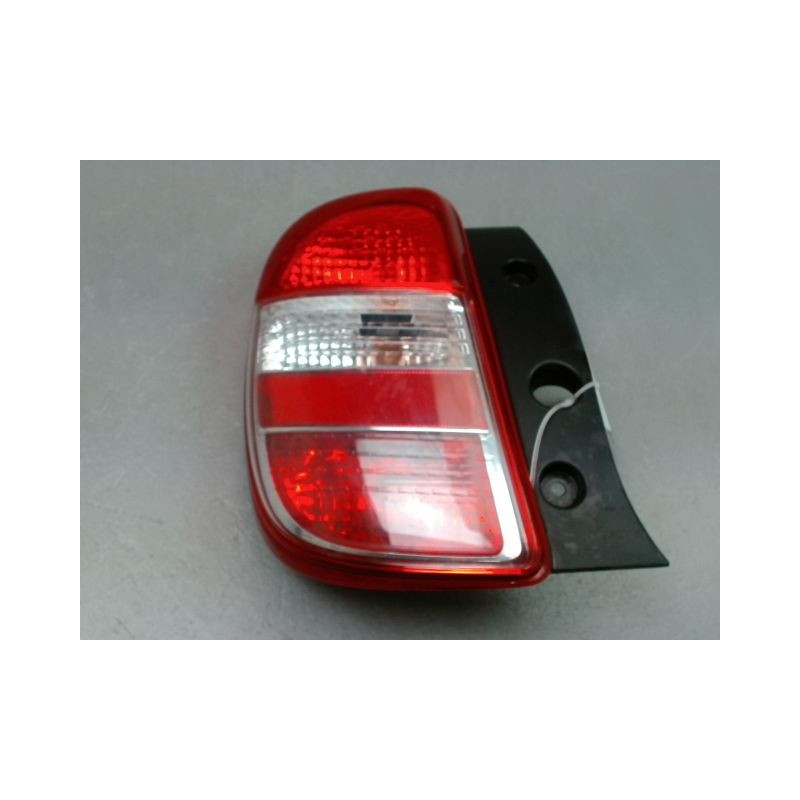 FEU ARRIERE GAUCHE  NISSAN MICRA 2009-