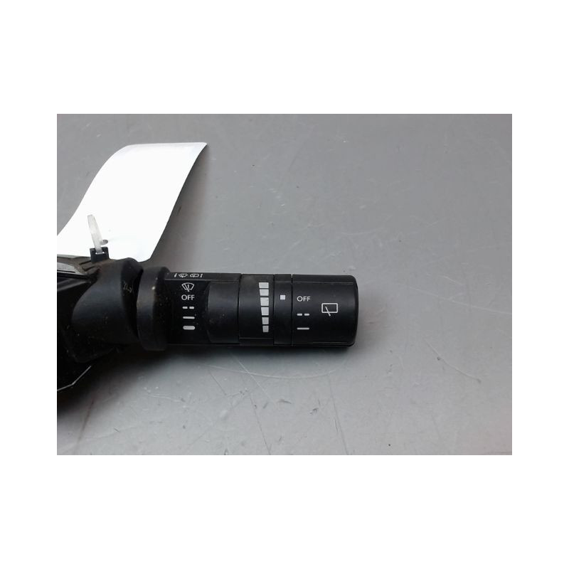 COMMANDE ESSUIE GLACE NISSAN PATHFINDER