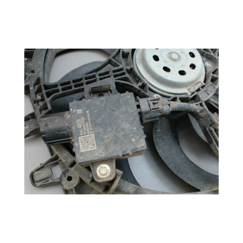 MOTEUR VENTILATEUR RADIATEUR OPEL CORSA