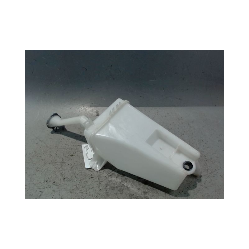RESERVOIR LAVE-GLACE AVANT NISSAN MICRA 2009-
