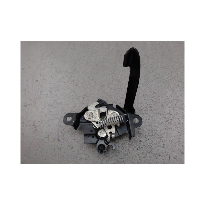 SERRURE CAPOT TOYOTA YARIS