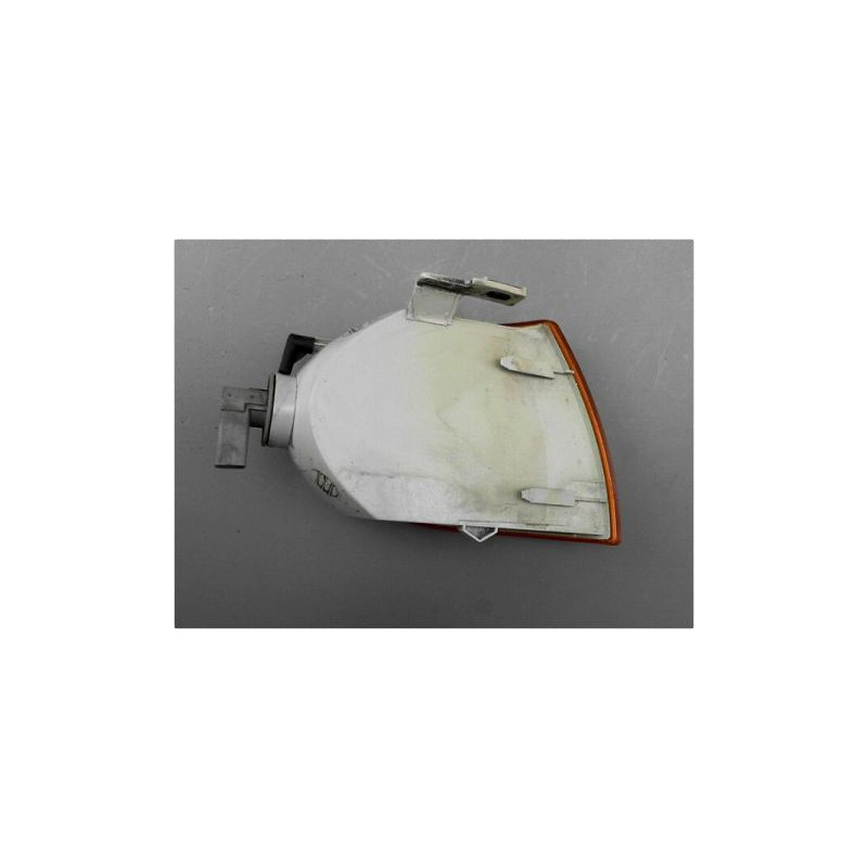 CLIGNOTANT GAUCHE VOLKSWAGEN POLO III 94-99