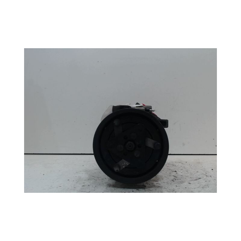 COMPRESSEUR AIR CONDITIONNE RENAULT CLIO
