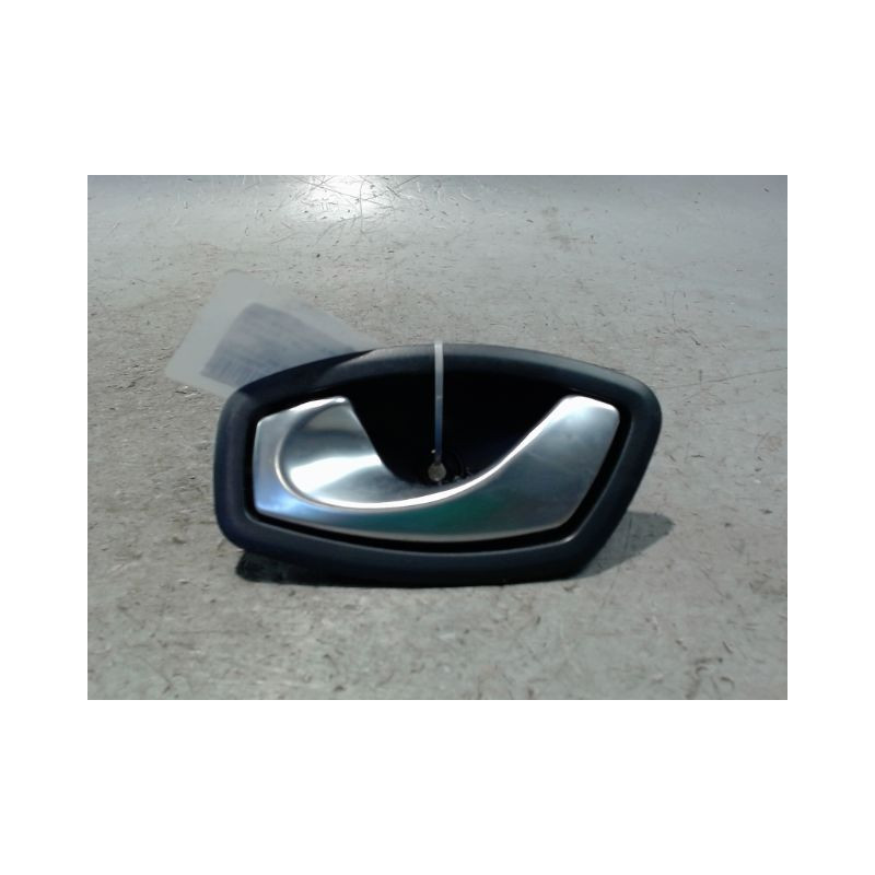 POIGNEE INTERIEURE PORTE AVANT GAUCHE RENAULT CLIO III 2009-