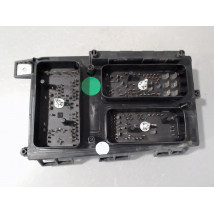BOITE A FUSIBLES OPEL ASTRA 2004-