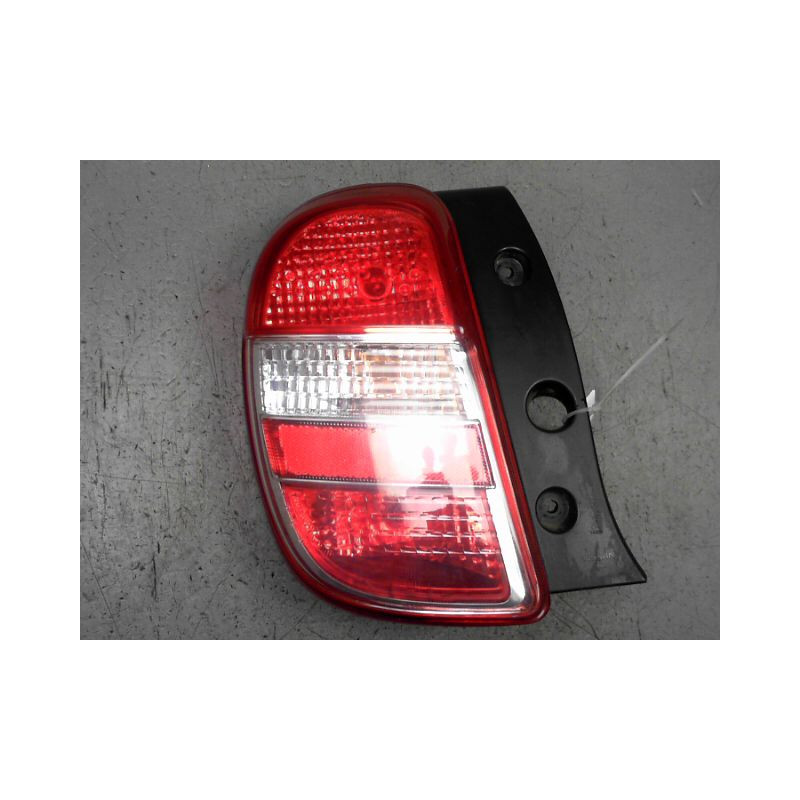 FEU ARRIERE GAUCHE  NISSAN MICRA