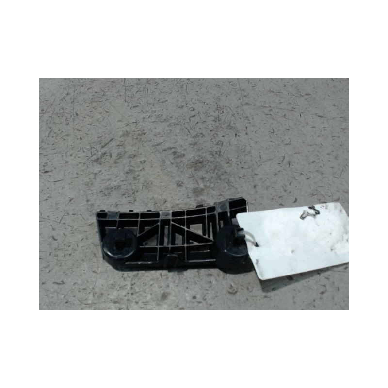 SUPPORT PARE-CHOC AVG NISSAN MICRA 2009-
