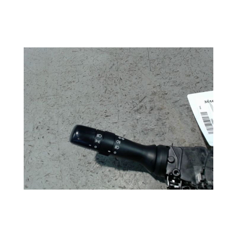 COMMANDE CLIGNOTANT TOYOTA VERSO 2010-