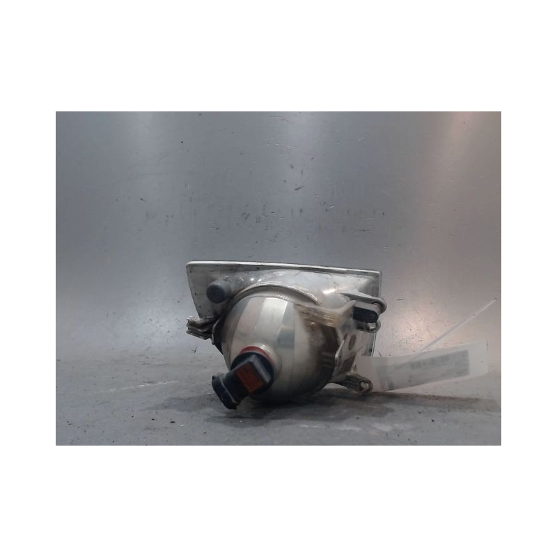 PHARE ANTIBROUILLARD AVANT GAUCHE SKODA ROOMSTER