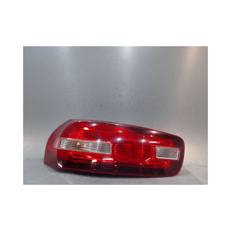 FEU ARRIERE GAUCHE  CITROEN C4
