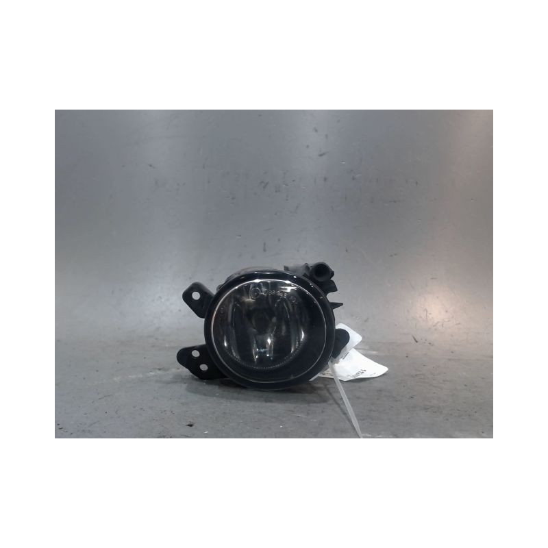 PHARE ANTIBROUILLARD AVANT DROIT MERCEDES CLASSE A