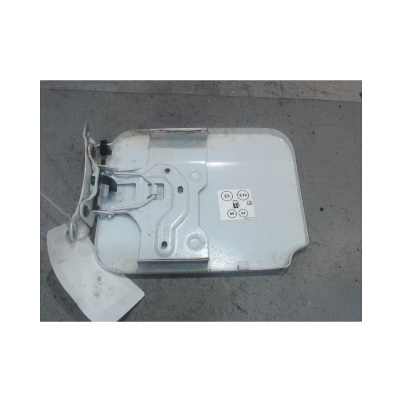 VOLET DE TRAPPE CARBURANT DACIA LOGAN