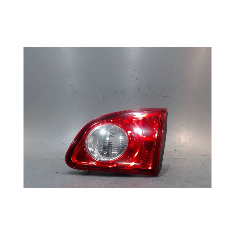 FEU ARRIERE INTERIEUR DROIT NISSAN QASHQAI