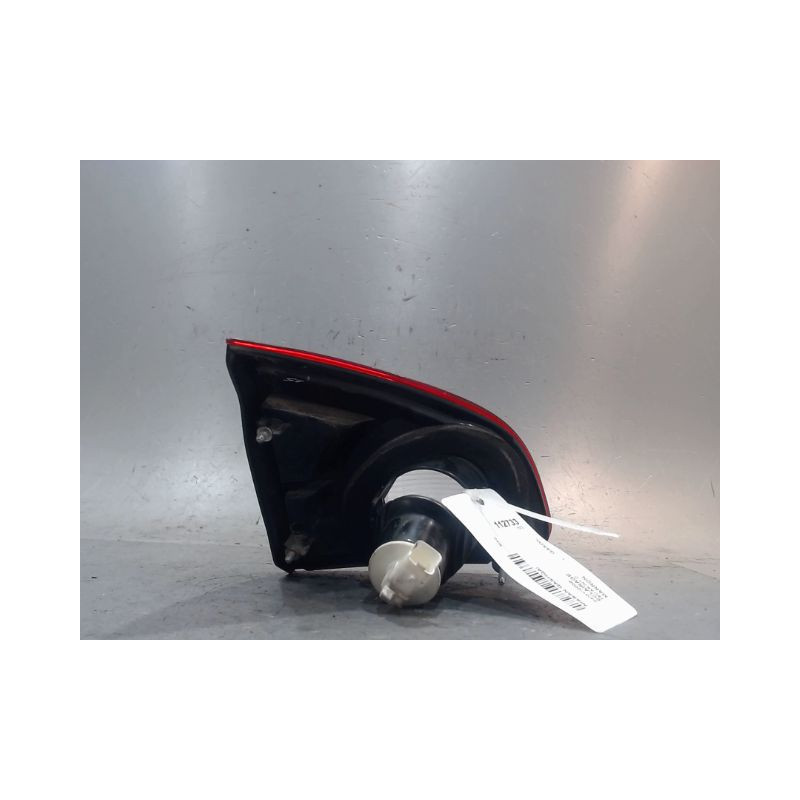 FEU ARRIERE INTERIEUR DROIT NISSAN QASHQAI