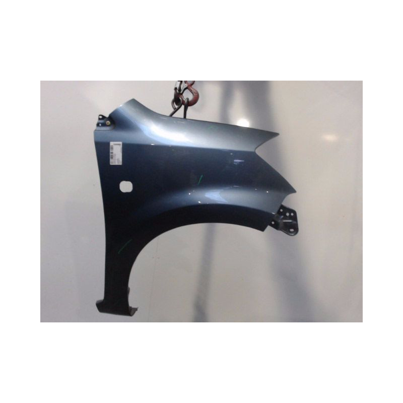 AILE AVANT DROIT DAIHATSU SIRION 2000-