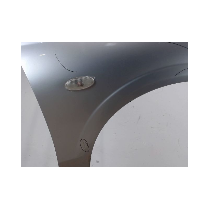 AILE AVANT DROIT NISSAN ALMERA 2000-2002