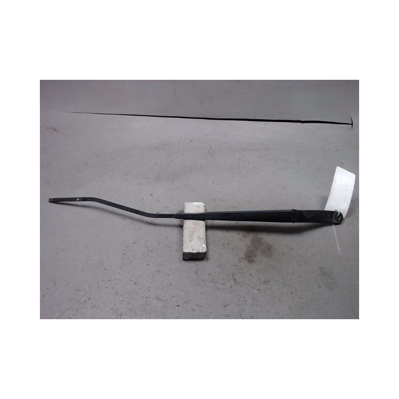 BRAS ESSUIE-GLACE AVANT GAUCHE RENAULT LAGUNA III 2007-