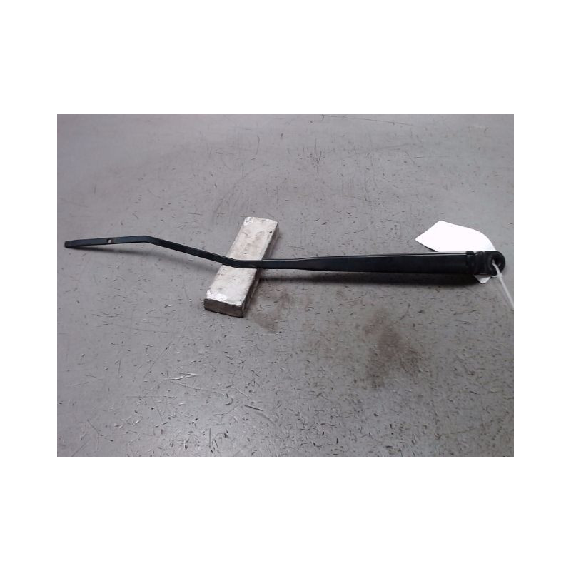 BRAS ESSUIE-GLACE AVANT GAUCHE CITROEN C-ELYSEE