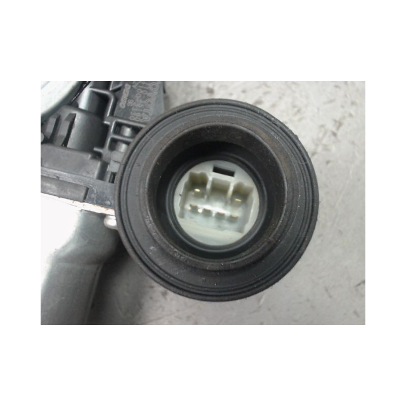 MECANISME+MOTEUR LEVE-GLACE AVANT DROIT TOYOTA YARIS