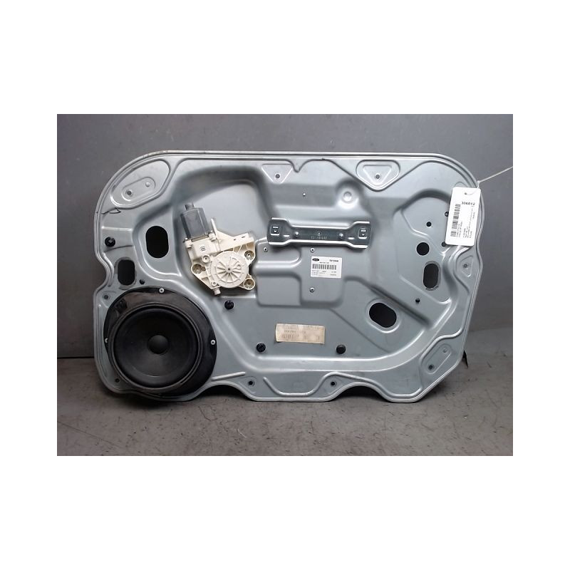 MECANISME+MOTEUR LEVE-GLACE AVANT DROIT FORD FOCUS 2008-