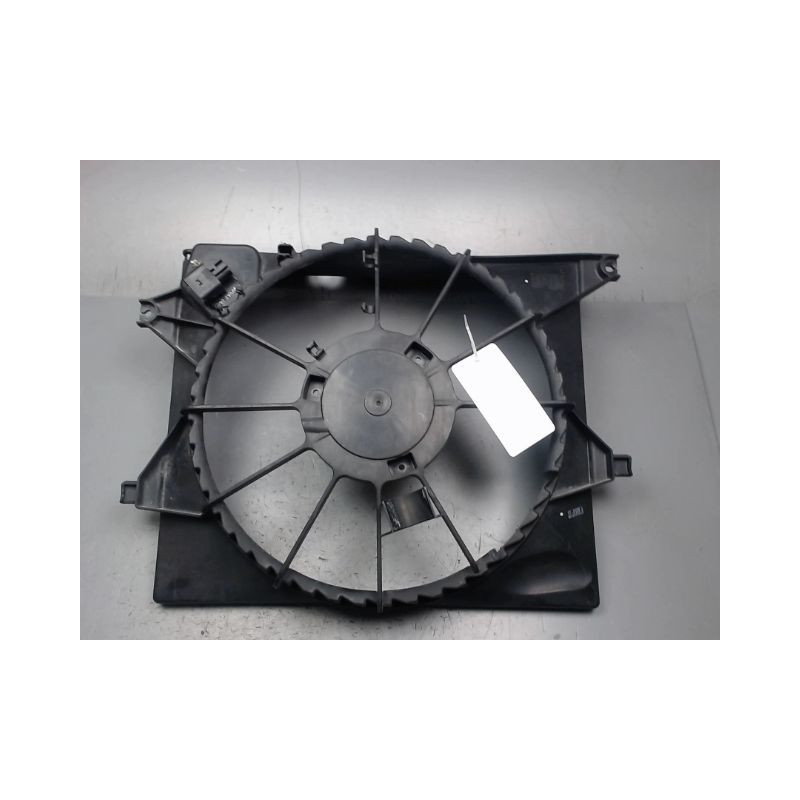 SUPPORT DE VENTILATEUR HYUNDAI IX20