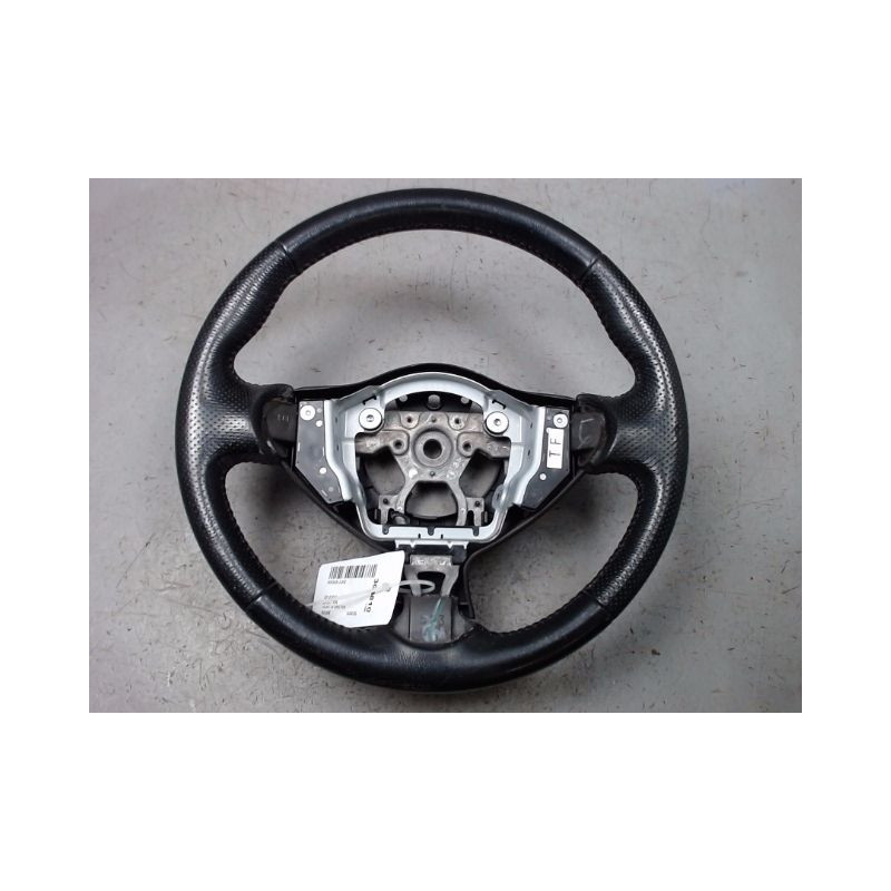 VOLANT DE DIRECTION NISSAN JUKE