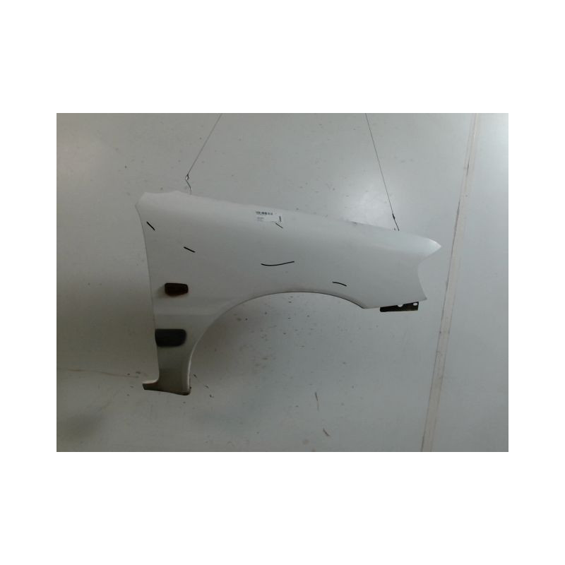 AILE AVANT DROIT PEUGEOT 106