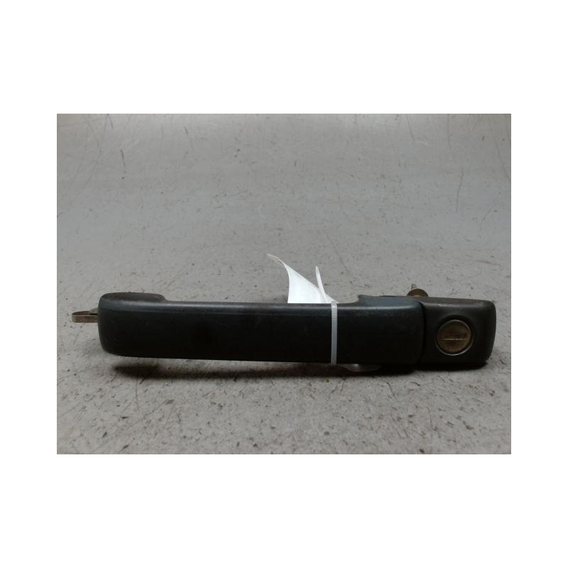 POIGNEE EXTERIEURE PORTE AVANT GAUCHE VOLKSWAGEN GOLF III 92-97