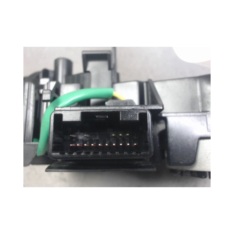COMMANDE CLIGNOTANT TOYOTA YARIS