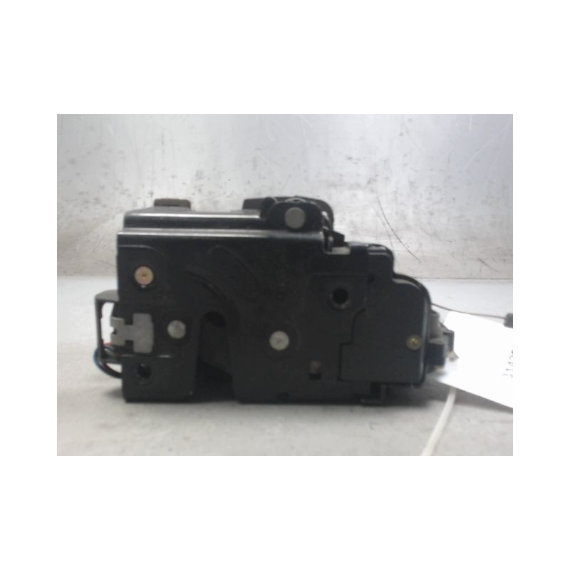 SYSTEME CONDAMNATION AVANT GAUCHE SEAT TOLEDO 99-