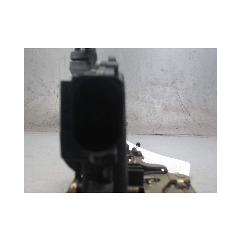 SYSTEME CONDAMNATION AVANT GAUCHE SEAT TOLEDO 99-