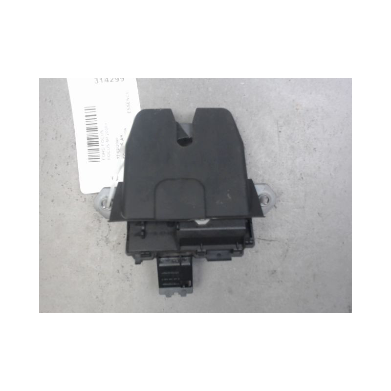 SERRURE HAYON  FORD FOCUS 2008-