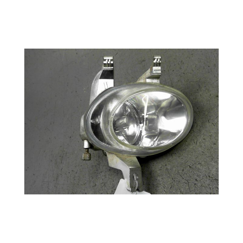 PHARE ANTIBROUILLARD AVANT DROIT PEUGEOT 206 5P