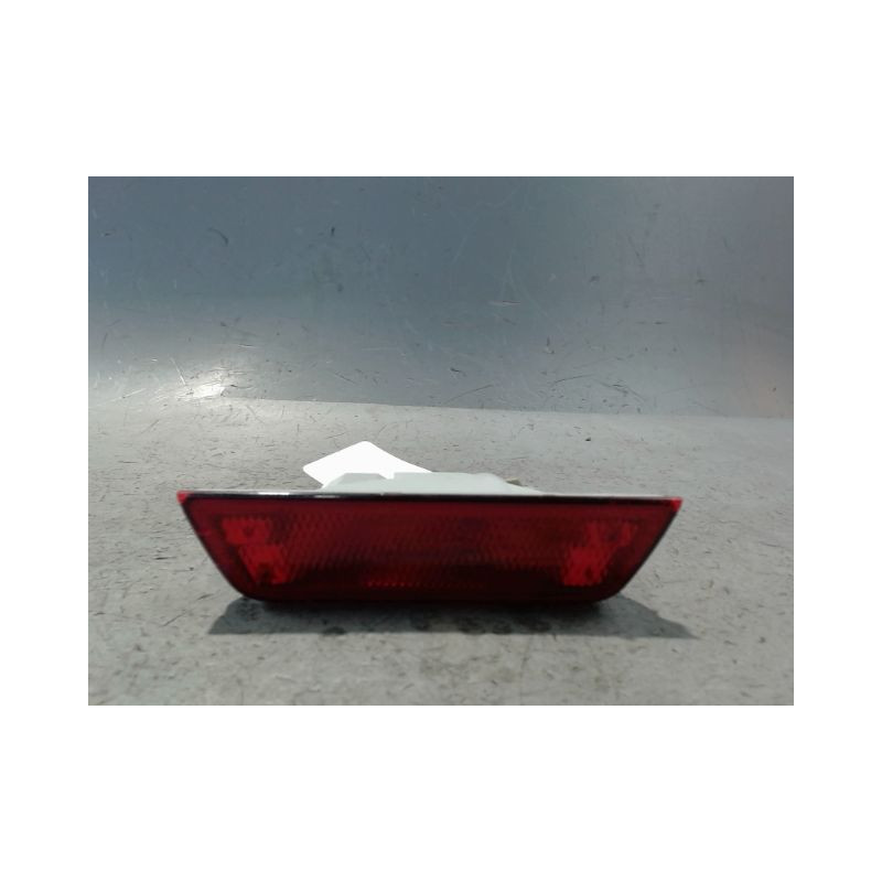 FEU BROUILLARD CENTRAL ARRIERE NISSAN MICRA 2009-