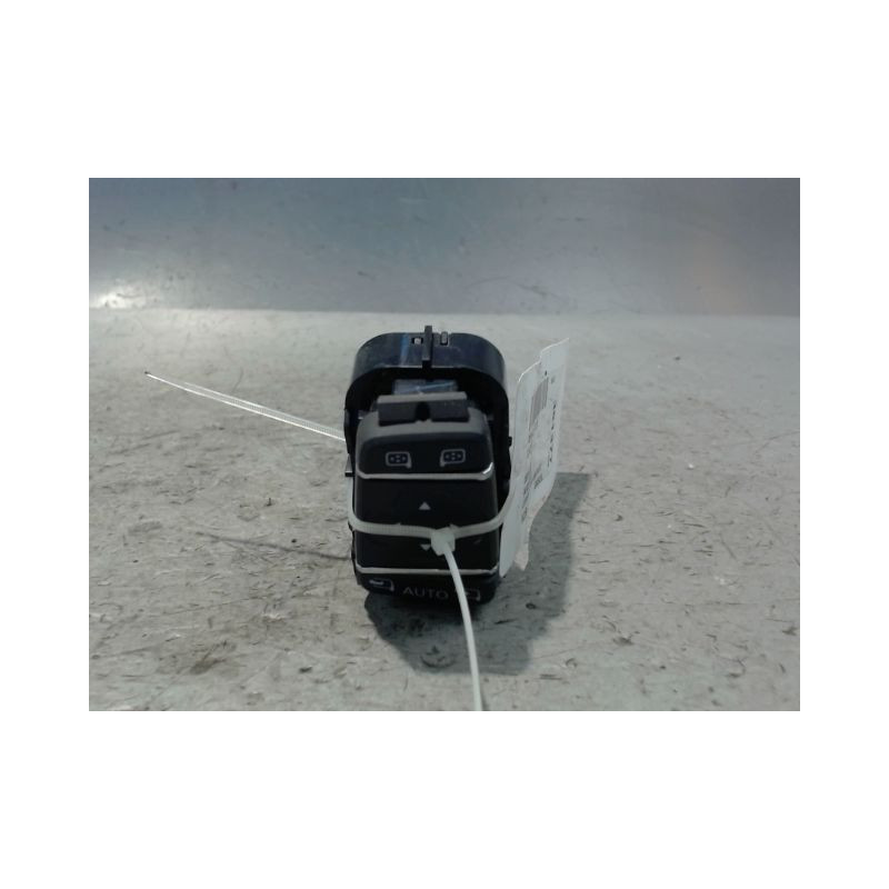 COMMANDE RETROVISSEUR EXTERIEUR ELECTRIQUE RENAULT CLIO IV