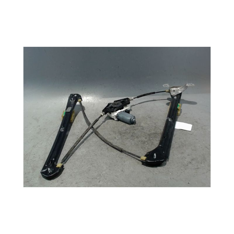MECANISME+MOTEUR LEVE-GLACE AVANT DROIT VOLKSWAGEN GOLF VI 2008-