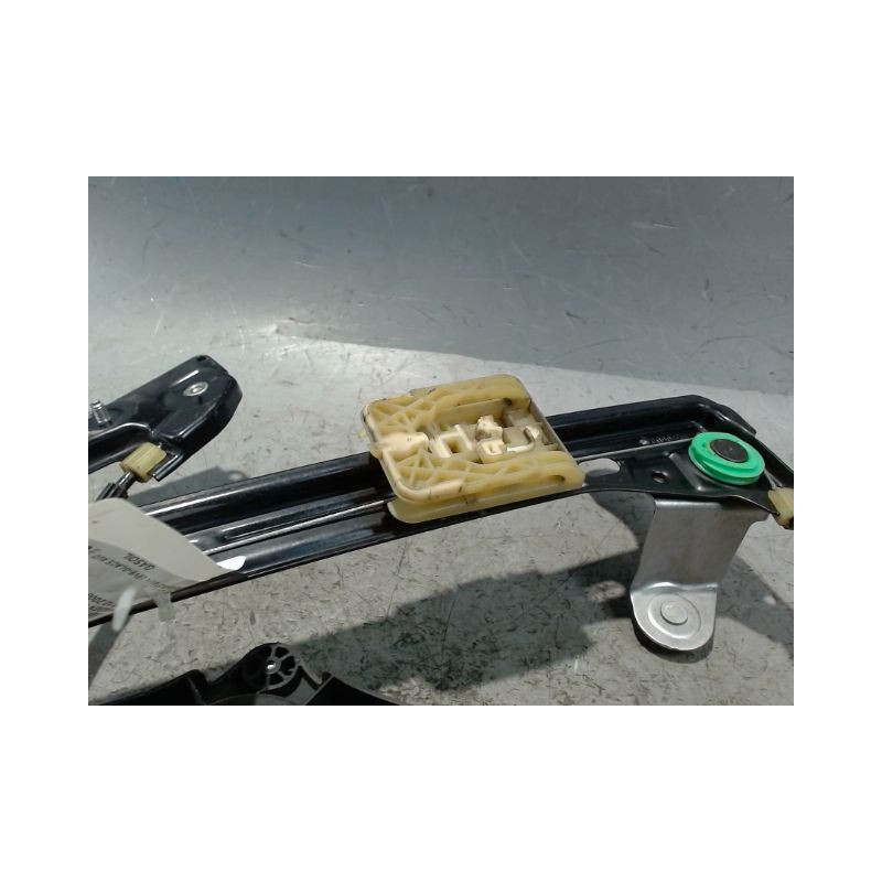 MECANISME+MOTEUR LEVE-GLACE AVANT DROIT VOLKSWAGEN GOLF VI 2008-