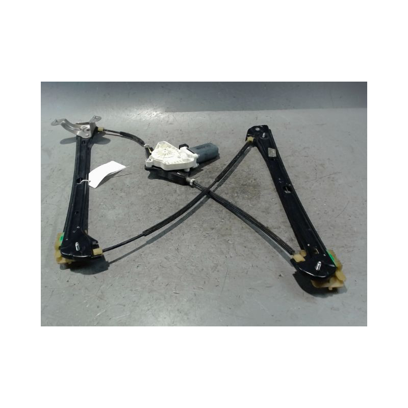 MECANISME+MOTEUR LEVE-GLACE AVANT GAUCHE VOLKSWAGEN GOLF VI 2008-