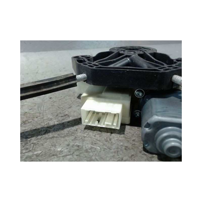 MECANISME+MOTEUR LEVE-GLACE ARRIERE GAUCHE VOLKSWAGEN GOLF VI 2008-