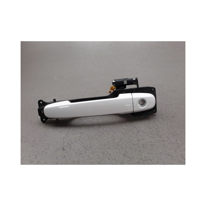POIGNEE EXTERIEURE PORTE AVANT GAUCHE TOYOTA AURIS