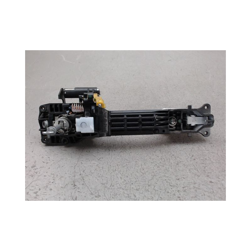 POIGNEE EXTERIEURE PORTE AVANT GAUCHE TOYOTA AURIS