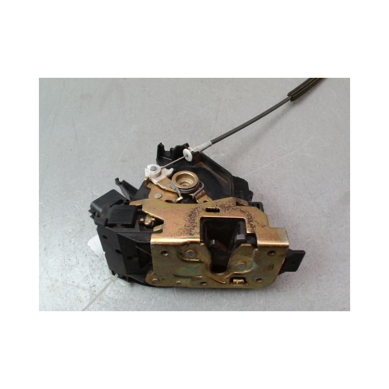 SYSTEME CONDAMNATION AVANT DROIT FORD FOCUS I 1998-2004
