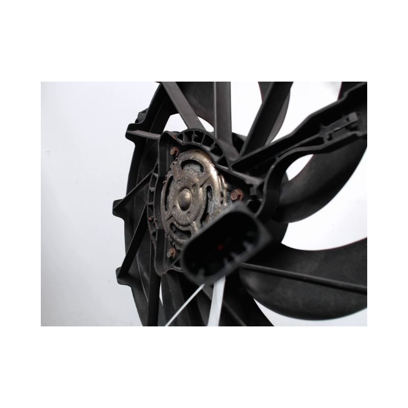 MOTEUR VENTILATEUR RADIATEUR PEUGEOT 206 5P