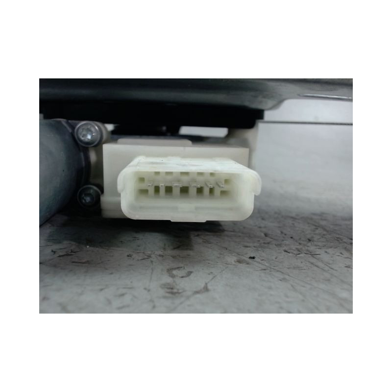 MECANISME+MOTEUR LEVE-GLACE ARRIERE DROIT RENAULT KADJAR