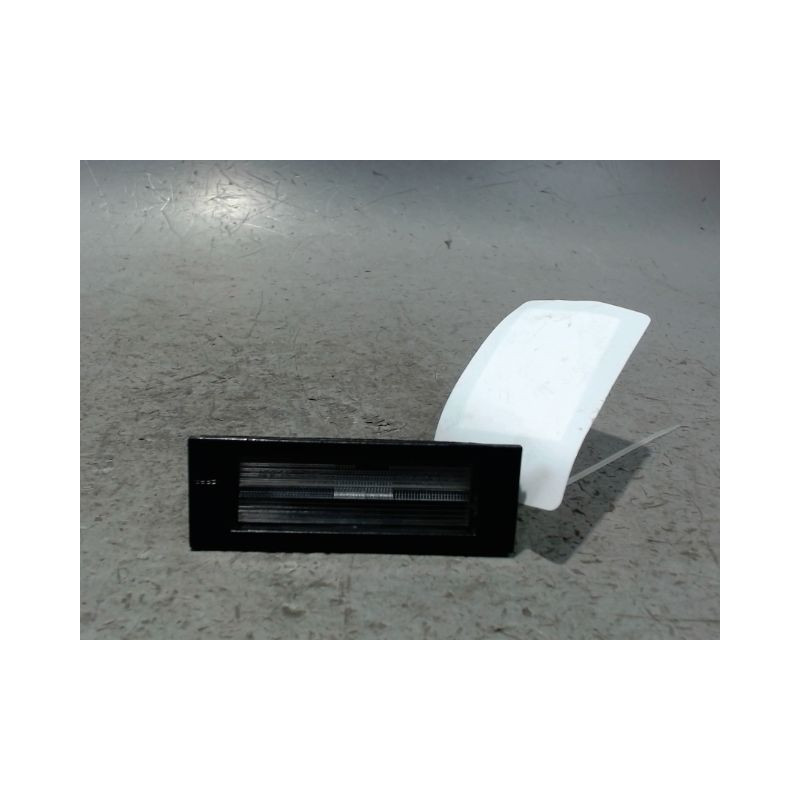 ECLAIREUR PLAQUE DE POLICE GAUCHE FIAT TIPO